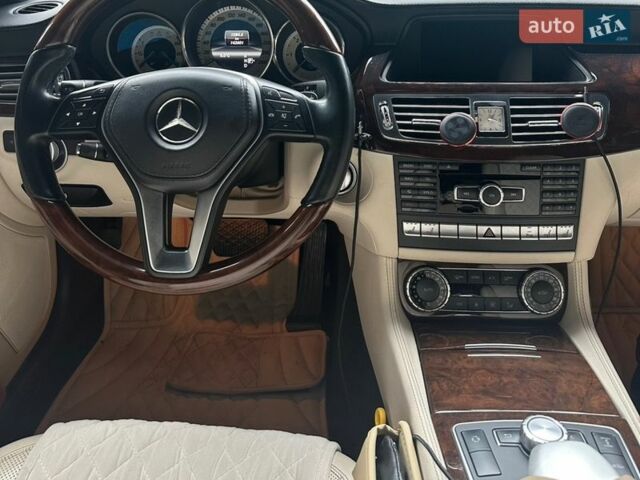 Чорний Мерседес ЦЛС-Клас, об'ємом двигуна 3 л та пробігом 147 тис. км за 24500 $, фото 6 на Automoto.ua