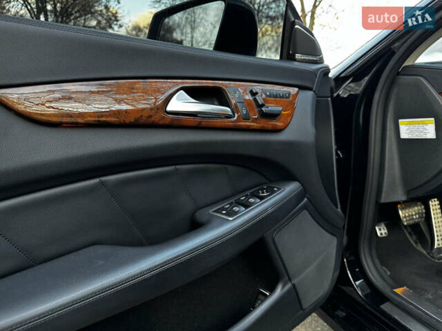 Черный Мерседес ЦЛС-Класс, объемом двигателя 4.66 л и пробегом 195 тыс. км за 17000 $, фото 27 на Automoto.ua