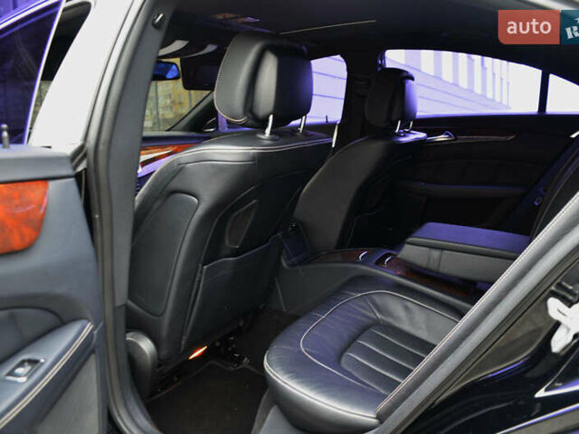 Черный Мерседес ЦЛС-Класс, объемом двигателя 4.7 л и пробегом 208 тыс. км за 21500 $, фото 10 на Automoto.ua