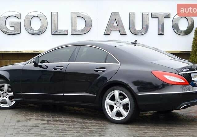 Черный Мерседес ЦЛС-Класс, объемом двигателя 2.14 л и пробегом 137 тыс. км за 20900 $, фото 8 на Automoto.ua