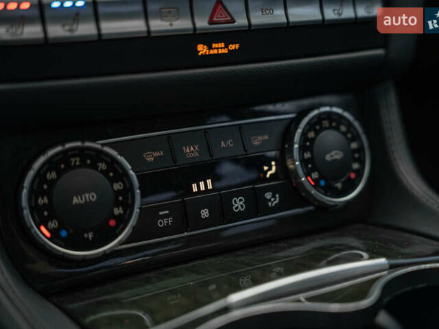 Мерседес ЦЛС-Клас 2015 у Чернівцях на Automoto.ua Чорний Мерседес ЦЛС-Клас, об'ємом двигуна 3 л та пробігом 134 тис. км за 25900 $, фото 36 на Automoto.ua