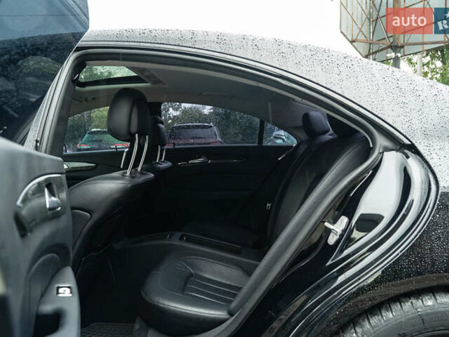 Мерседес ЦЛС-Клас 2015 у Чернівцях на Automoto.ua Чорний Мерседес ЦЛС-Клас, об'ємом двигуна 3 л та пробігом 134 тис. км за 25900 $, фото 40 на Automoto.ua