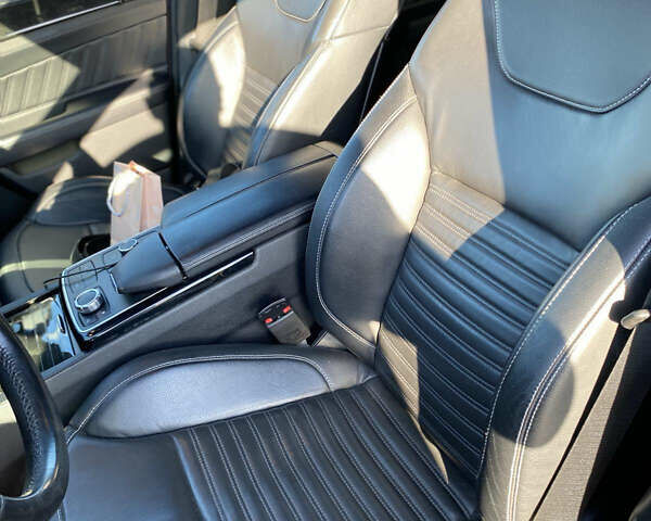 Мерседес ЦЛС-Класс 2016 в Ровно на Automoto.ua Черный Мерседес ЦЛС-Класс, объемом двигателя 3 л и пробегом 130 тыс. км за 37999 $, фото 19 на Automoto.ua