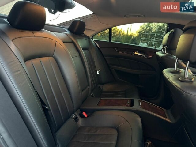 Чорний Мерседес ЦЛС-Клас, об'ємом двигуна 3 л та пробігом 173 тис. км за 25000 $, фото 48 на Automoto.ua