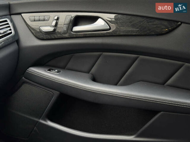 Черный Мерседес ЦЛС-Класс, объемом двигателя 3 л и пробегом 206 тыс. км за 22500 $, фото 33 на Automoto.ua