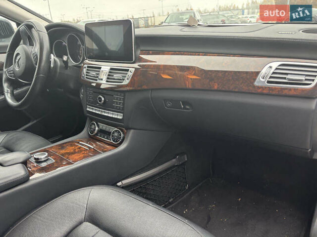 Черный Мерседес ЦЛС-Класс, объемом двигателя 3 л и пробегом 309 тыс. км за 27500 $, фото 6 на Automoto.ua