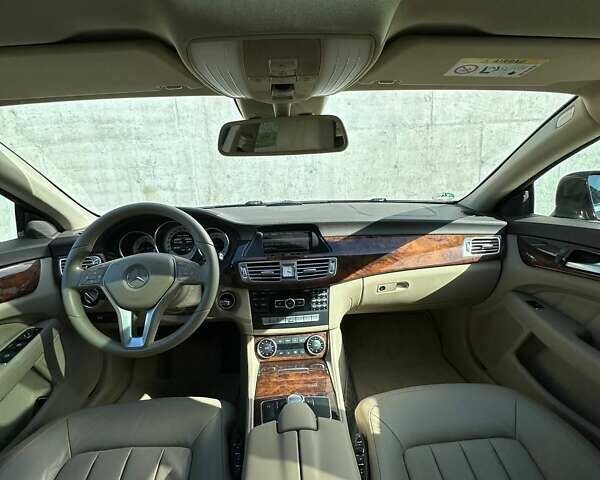 Коричневый Мерседес ЦЛС-Класс, объемом двигателя 2.14 л и пробегом 250 тыс. км за 17900 $, фото 24 на Automoto.ua