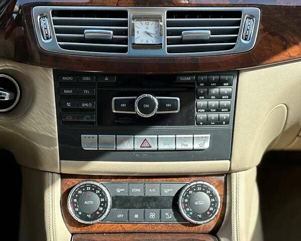 Коричневый Мерседес ЦЛС-Класс, объемом двигателя 2.14 л и пробегом 250 тыс. км за 17900 $, фото 26 на Automoto.ua