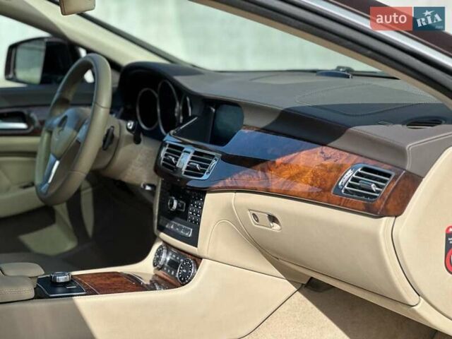 Коричневый Мерседес ЦЛС-Класс, объемом двигателя 2.14 л и пробегом 250 тыс. км за 17900 $, фото 29 на Automoto.ua