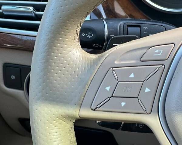 Коричневый Мерседес ЦЛС-Класс, объемом двигателя 2.14 л и пробегом 250 тыс. км за 17900 $, фото 32 на Automoto.ua