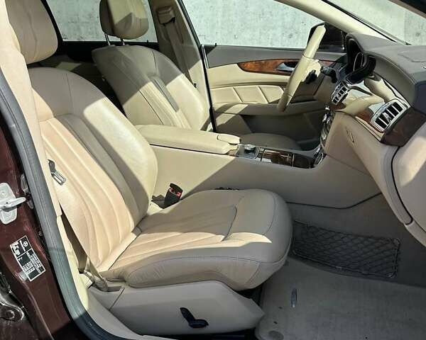 Мерседес ЦЛС-Клас 2014 у Києві на Automoto.ua Коричневий Мерседес ЦЛС-Клас, об'ємом двигуна 2.14 л та пробігом 250 тис. км за 17900 $, фото 21 на Automoto.ua
