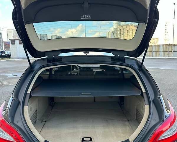 Коричневый Мерседес ЦЛС-Класс, объемом двигателя 2.14 л и пробегом 250 тыс. км за 17900 $, фото 9 на Automoto.ua