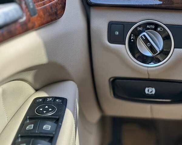 Коричневый Мерседес ЦЛС-Класс, объемом двигателя 2.14 л и пробегом 250 тыс. км за 17900 $, фото 28 на Automoto.ua