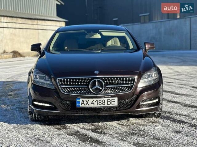 Коричневий Мерседес ЦЛС-Клас, об'ємом двигуна 2.14 л та пробігом 260 тис. км за 17900 $, фото 2 на Automoto.ua
