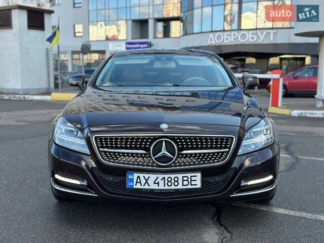 Коричневый Мерседес ЦЛС-Класс, объемом двигателя 2.14 л и пробегом 250 тыс. км за 17900 $, фото 2 на Automoto.ua