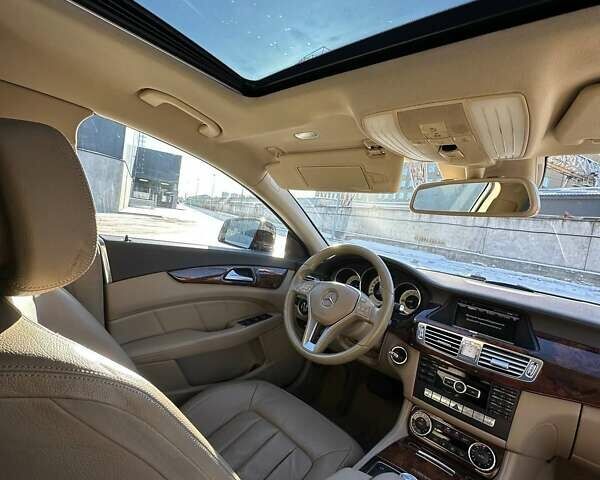 Коричневий Мерседес ЦЛС-Клас, об'ємом двигуна 2.14 л та пробігом 260 тис. км за 17900 $, фото 23 на Automoto.ua