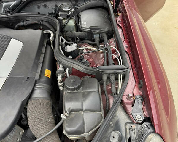 Червоний Мерседес ЦЛС-Клас, об'ємом двигуна 3.5 л та пробігом 292 тис. км за 7600 $, фото 17 на Automoto.ua