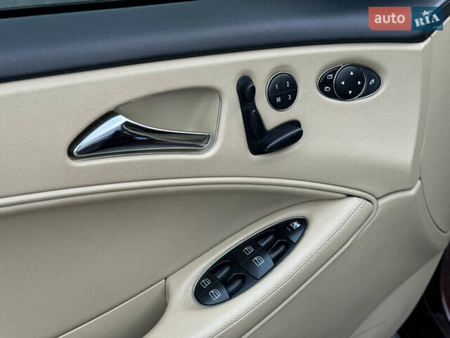 Красный Мерседес ЦЛС-Класс, объемом двигателя 5 л и пробегом 152 тыс. км за 8999 $, фото 50 на Automoto.ua