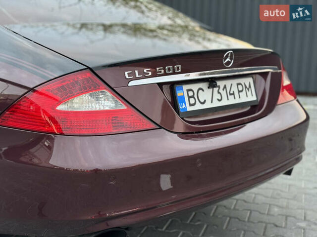Красный Мерседес ЦЛС-Класс, объемом двигателя 5 л и пробегом 152 тыс. км за 8999 $, фото 16 на Automoto.ua