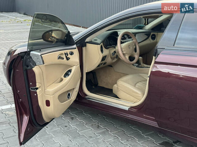 Красный Мерседес ЦЛС-Класс, объемом двигателя 5 л и пробегом 152 тыс. км за 8999 $, фото 29 на Automoto.ua