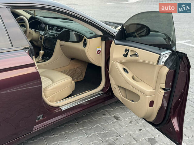 Красный Мерседес ЦЛС-Класс, объемом двигателя 5 л и пробегом 152 тыс. км за 8999 $, фото 35 на Automoto.ua