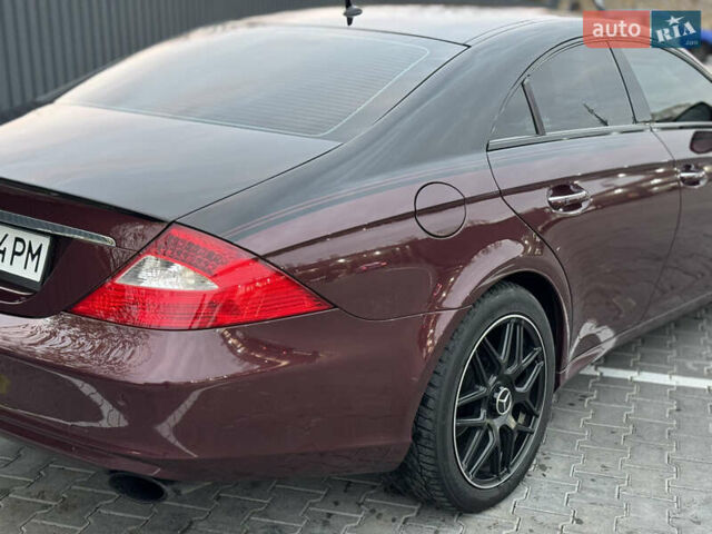 Красный Мерседес ЦЛС-Класс, объемом двигателя 5 л и пробегом 152 тыс. км за 8999 $, фото 20 на Automoto.ua