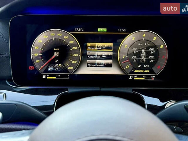 Червоний Мерседес ЦЛС-Клас, об'ємом двигуна 3 л та пробігом 90 тис. км за 69000 $, фото 5 на Automoto.ua