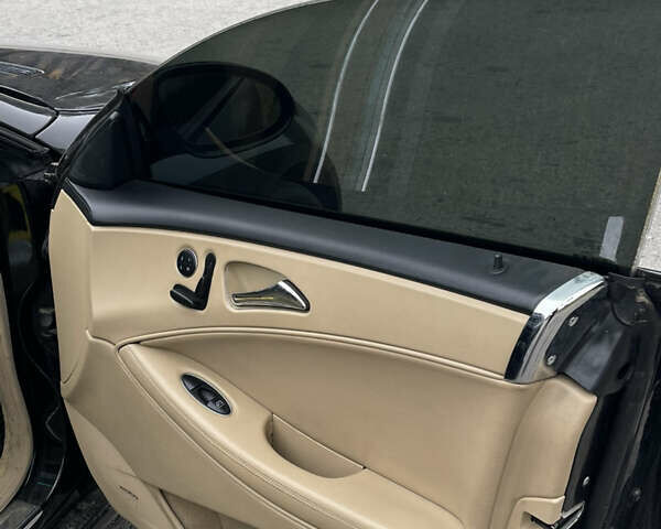Мерседес ЦЛС-Класс, объемом двигателя 5 л и пробегом 340 тыс. км за 7999 $, фото 5 на Automoto.ua