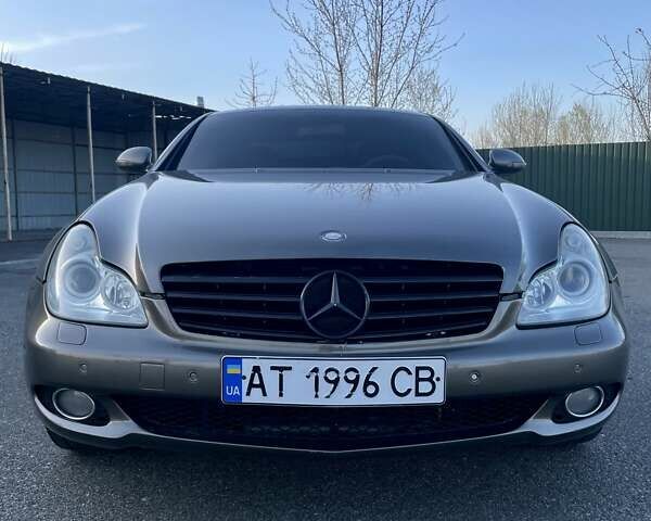 Мерседес ЦЛС-Клас, об'ємом двигуна 5 л та пробігом 270 тис. км за 7999 $, фото 2 на Automoto.ua