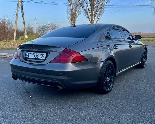 Мерседес ЦЛС-Клас, об'ємом двигуна 5 л та пробігом 270 тис. км за 7999 $, фото 6 на Automoto.ua