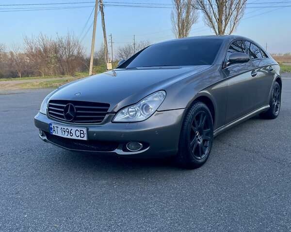 Мерседес ЦЛС-Клас, об'ємом двигуна 5 л та пробігом 270 тис. км за 7999 $, фото 12 на Automoto.ua