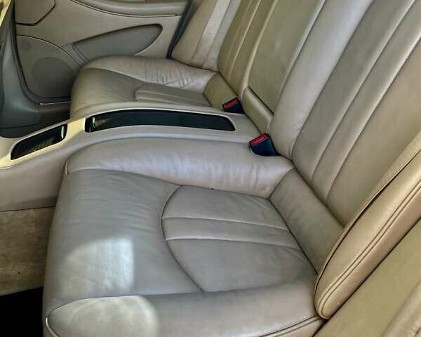 Мерседес ЦЛС-Клас, об'ємом двигуна 5 л та пробігом 270 тис. км за 7999 $, фото 24 на Automoto.ua