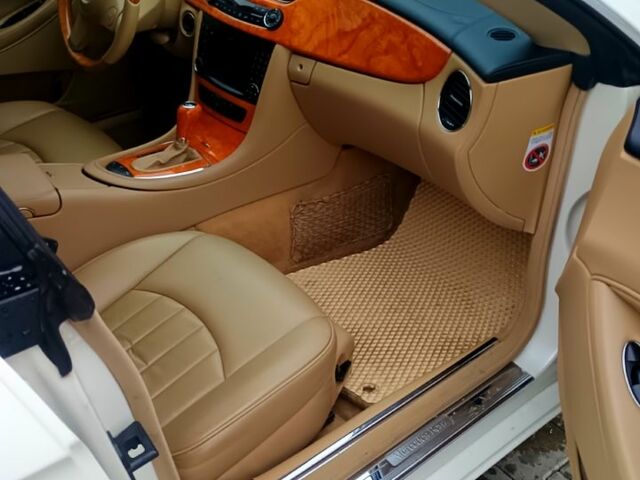 Мерседес ЦЛС-Клас, об'ємом двигуна 3.5 л та пробігом 250 тис. км за 8300 $, фото 9 на Automoto.ua