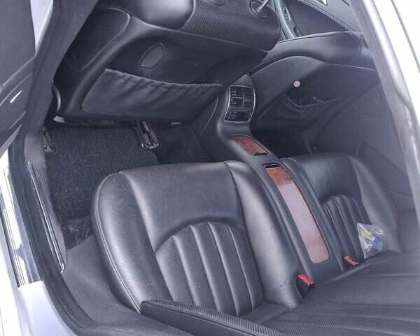 Серый Мерседес ЦЛС-Класс, объемом двигателя 4.97 л и пробегом 240 тыс. км за 10000 $, фото 5 на Automoto.ua