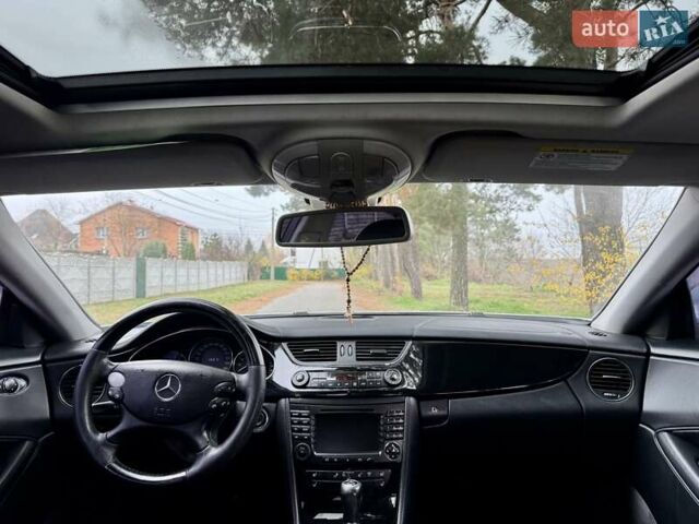 Серый Мерседес ЦЛС-Класс, объемом двигателя 3.5 л и пробегом 293 тыс. км за 7999 $, фото 17 на Automoto.ua