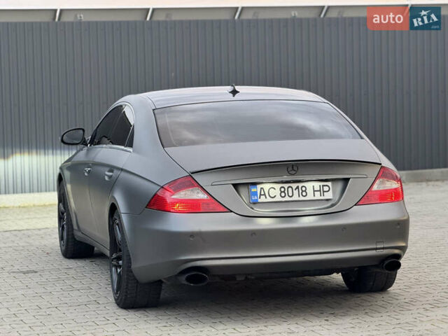 Мерседес ЦЛС-Клас 2005 у Летичеве на Automoto.ua Сірий Мерседес ЦЛС-Клас, об'ємом двигуна 3 л та пробігом 255 тис. км за 8999 $, фото 5 на Automoto.ua