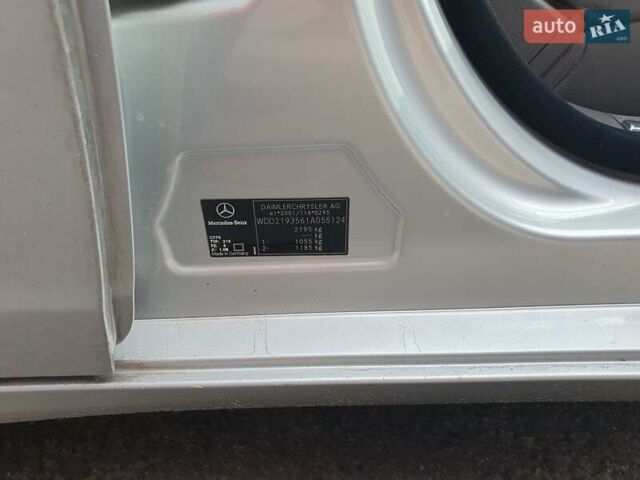 Сірий Мерседес ЦЛС-Клас, об'ємом двигуна 3.5 л та пробігом 250 тис. км за 4400 $, фото 4 на Automoto.ua