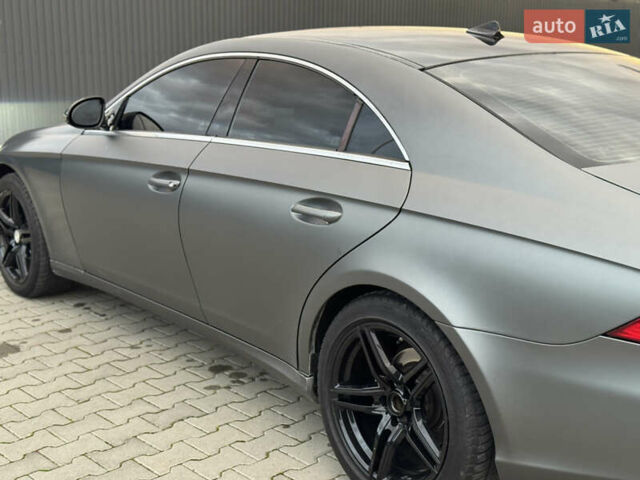 Мерседес ЦЛС-Клас 2005 у Летичеве на Automoto.ua Сірий Мерседес ЦЛС-Клас, об'ємом двигуна 3 л та пробігом 255 тис. км за 8999 $, фото 28 на Automoto.ua