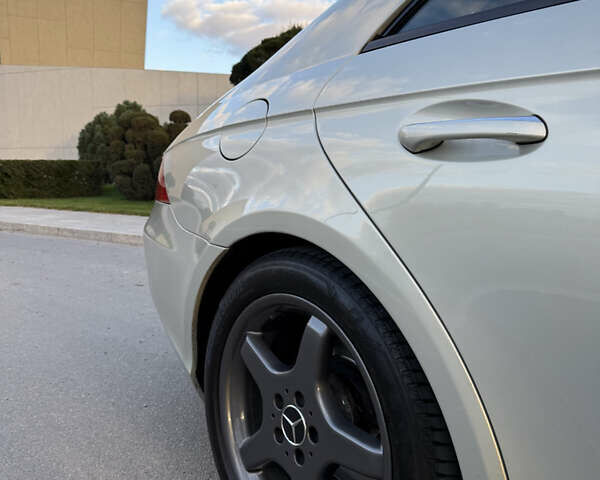 Серый Мерседес ЦЛС-Класс, объемом двигателя 2.99 л и пробегом 274 тыс. км за 10500 $, фото 5 на Automoto.ua