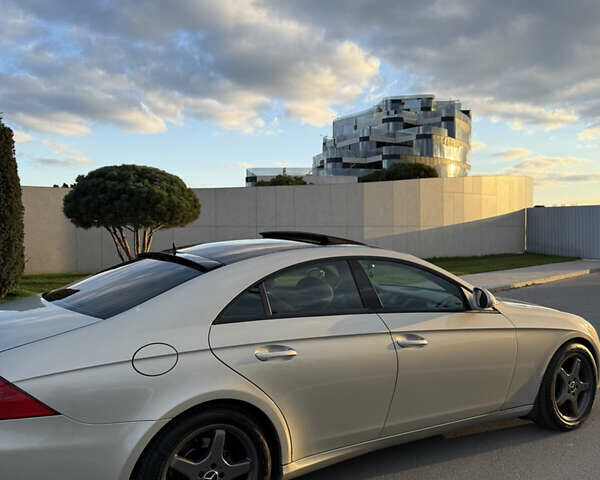 Серый Мерседес ЦЛС-Класс, объемом двигателя 2.99 л и пробегом 274 тыс. км за 10500 $, фото 1 на Automoto.ua