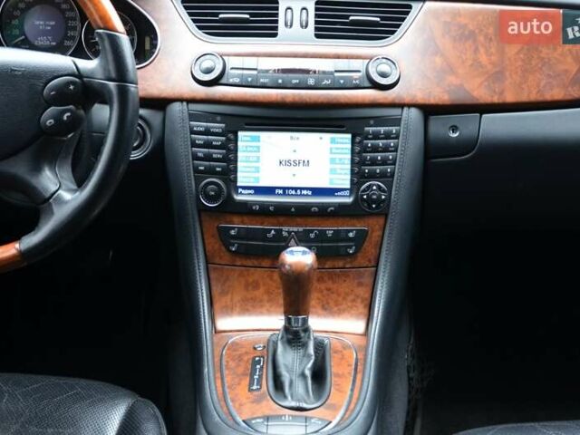 Мерседес ЦЛС-Класс 2007 в Киеве на Automoto.ua Серый Мерседес ЦЛС-Класс, объемом двигателя 3.5 л и пробегом 134 тыс. км за 14500 $, фото 45 на Automoto.ua