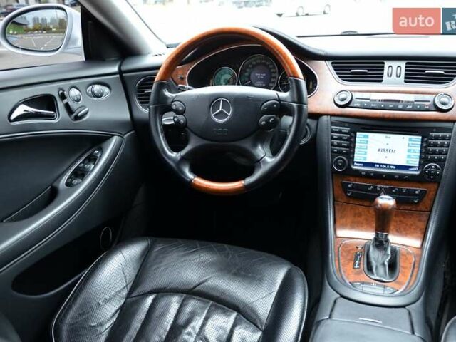 Мерседес ЦЛС-Класс 2007 в Киеве на Automoto.ua Серый Мерседес ЦЛС-Класс, объемом двигателя 3.5 л и пробегом 134 тыс. км за 14500 $, фото 46 на Automoto.ua