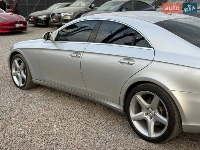 Сірий Мерседес ЦЛС-Клас, об'ємом двигуна 5.46 л та пробігом 307 тис. км за 11600 $, фото 9 на Automoto.ua