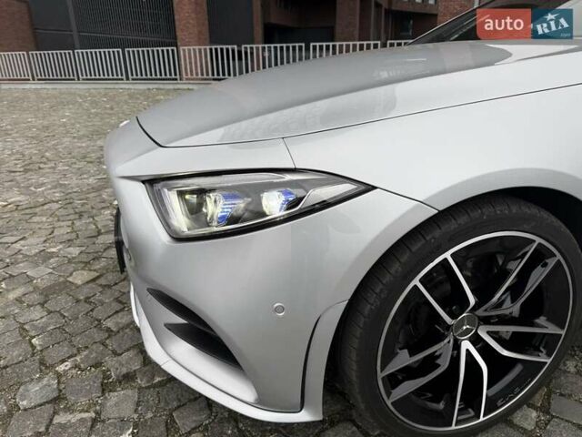 Серый Мерседес ЦЛС-Класс, объемом двигателя 3 л и пробегом 70 тыс. км за 63000 $, фото 2 на Automoto.ua