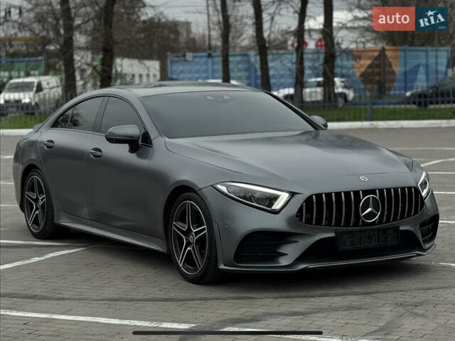 Серый Мерседес ЦЛС-Класс, объемом двигателя 3 л и пробегом 104 тыс. км за 54000 $, фото 3 на Automoto.ua