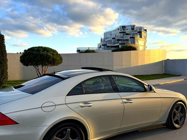 Сірий Мерседес ЦЛС-Клас, об'ємом двигуна 3 л та пробігом 274 тис. км за 13000 $, фото 3 на Automoto.ua