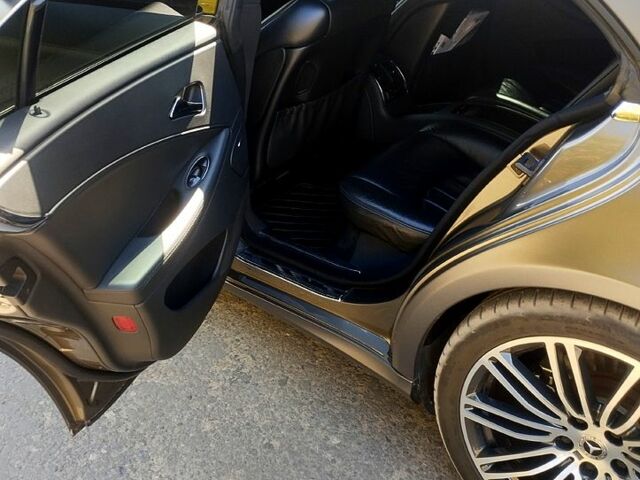 Серый Мерседес ЦЛС-Класс, объемом двигателя 3.5 л и пробегом 0 тыс. км за 11500 $, фото 4 на Automoto.ua