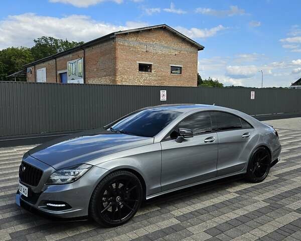 Серый Мерседес ЦЛС-Класс, объемом двигателя 3 л и пробегом 255 тыс. км за 19900 $, фото 27 на Automoto.ua