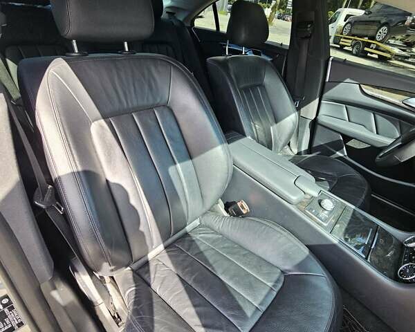 Серый Мерседес ЦЛС-Класс, объемом двигателя 3 л и пробегом 255 тыс. км за 19900 $, фото 52 на Automoto.ua