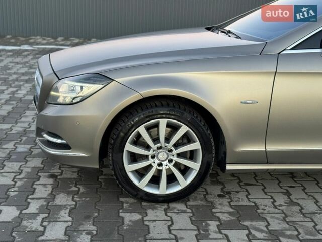 Сірий Мерседес ЦЛС-Клас, об'ємом двигуна 2.99 л та пробігом 207 тис. км за 16999 $, фото 28 на Automoto.ua